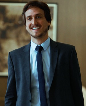 Novela “Babilônia”: Osvaldo ameaça Clóvis e Noberto