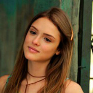 Novela “A Lei do Amor”: atitude de Helô assusta a família Leitão